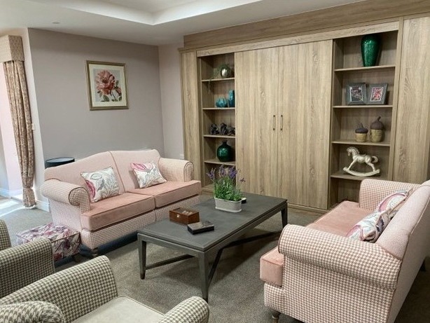 PRIORSLEE HOUSE interior 1